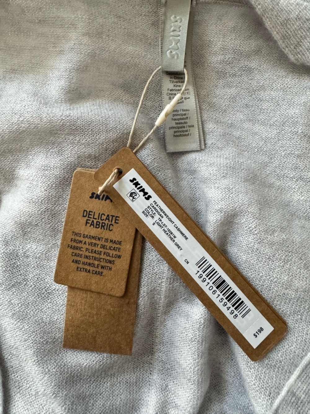 SKIMS Light Heather Grey Featherweight Cashmere Cardigan - Picture 5 of 6
